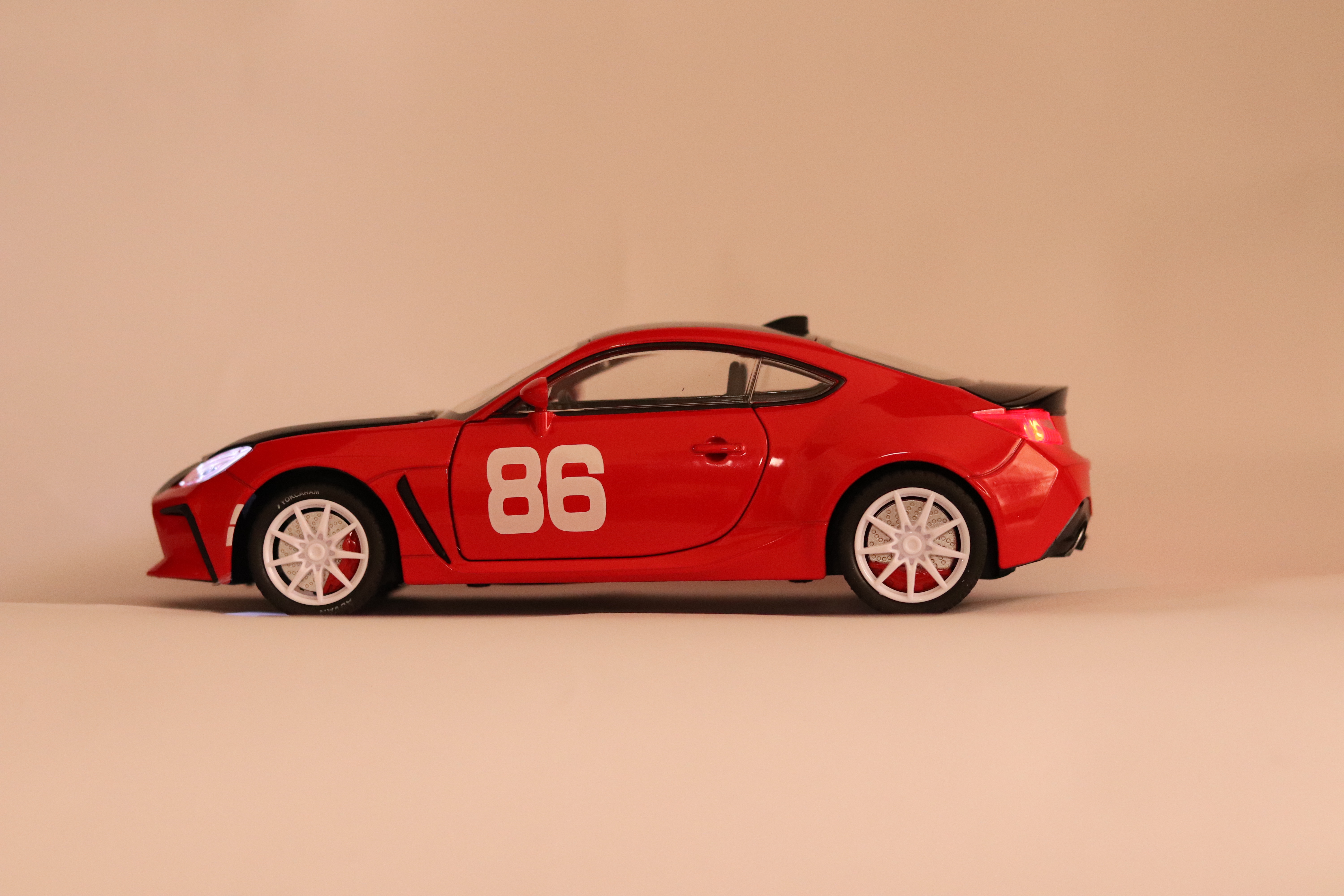TOYOTA GR 86 (24363 P/B) 4